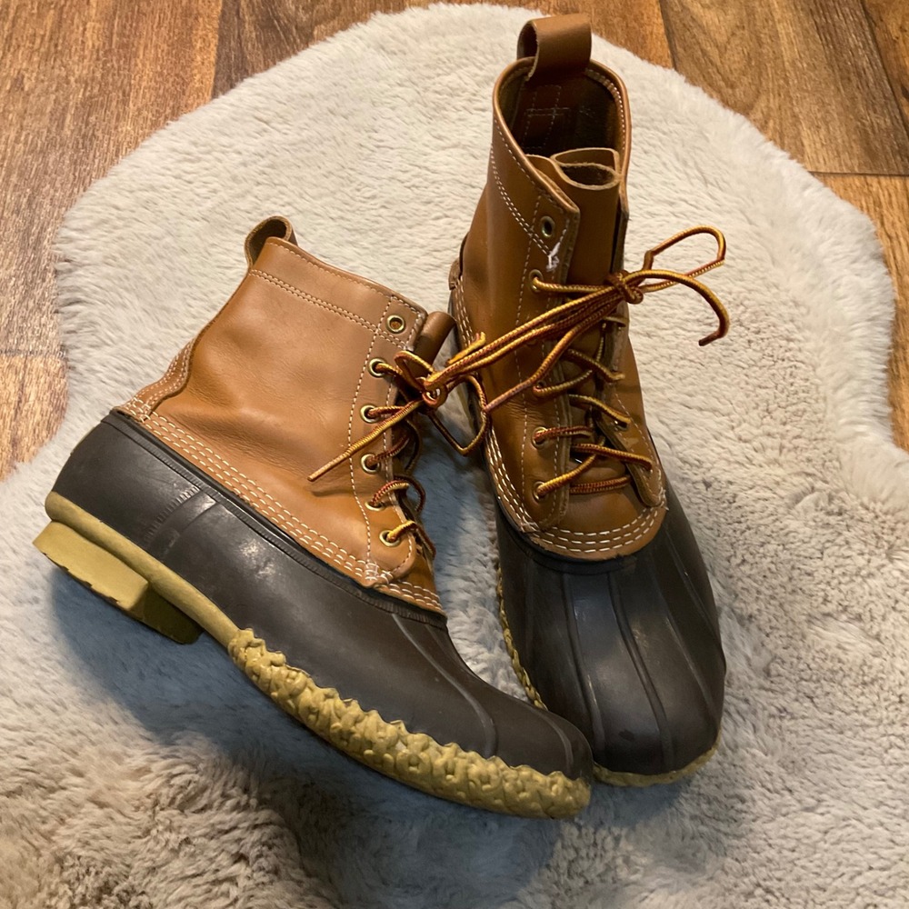 L.L. Bean Boots Size 10 Womens Lace Up Duck Leather Upper Rubber Sole Foot